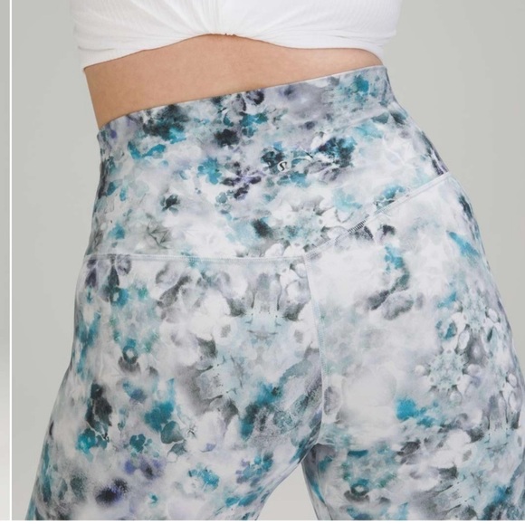Lululemon Align Super High-Rise Pant 28"-Kaleidofloral - Picture 2 of 3